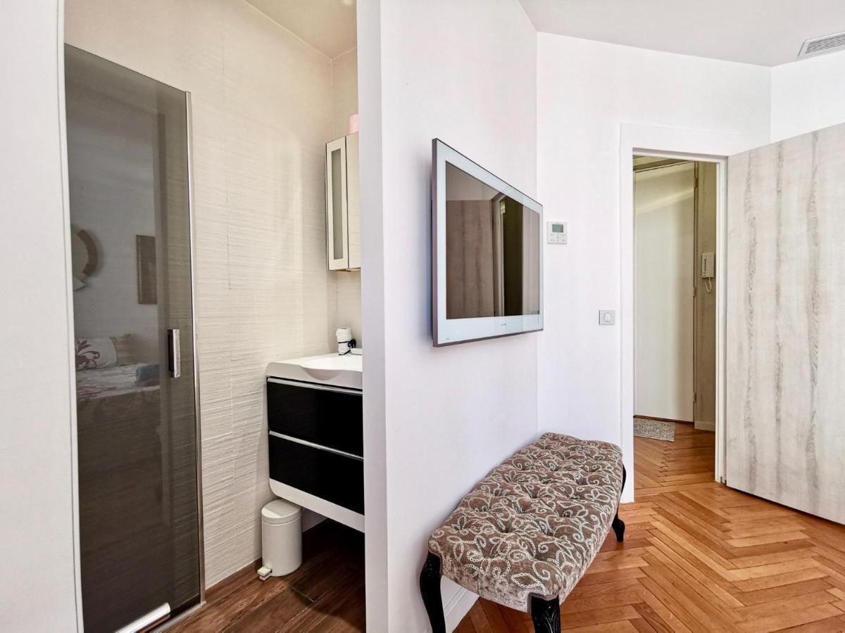 Luxury Baquis Apartment Ница Екстериор снимка